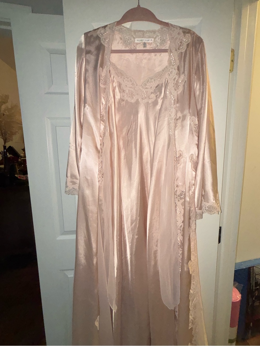 Victoria Secret Vintage Satin Lace Trim Nightgown and Robe Set — Blush Pink